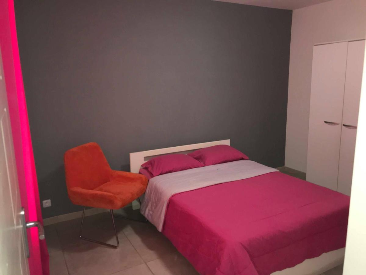 Maison Lyam Saint-Louis Bagian luar foto